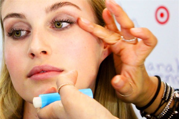 mẹo hay trang điểm