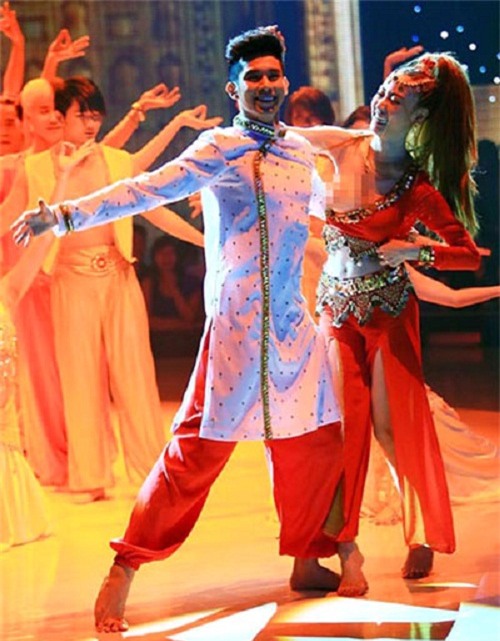 lộ hàng, phản cảm, Thu Minh, Hồ Ngọc Hà, Minh Hằng, Maya, Lý Nhã Kỳ