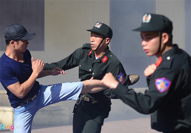 Không để thí sinh điểm cao trượt trường Công an vì lý lịch