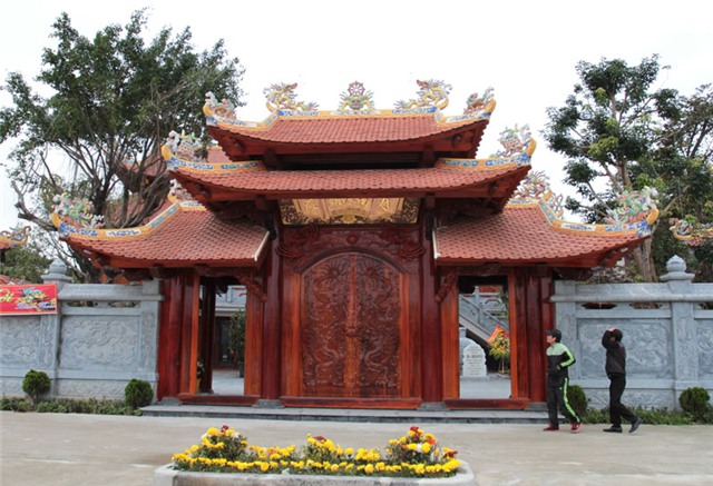 điện thờ, Việt Nam Trần Triều Điện, đại gia, đại gia Hà Tĩnh, Trần Quang Luận