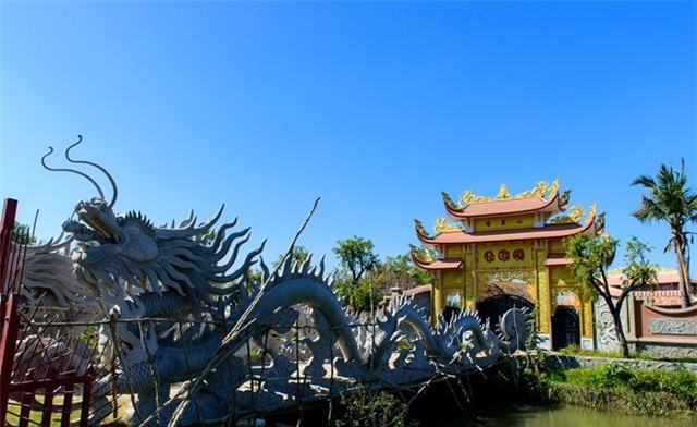 Nhà thờ Tổ của Hoài Linh, nghệ sĩ Hoài Linh, quản lý xây dựng