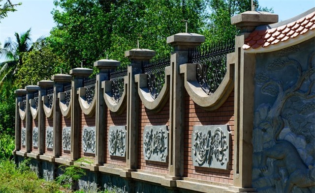 Nhà thờ Tổ của Hoài Linh, nghệ sĩ Hoài Linh, quản lý xây dựng