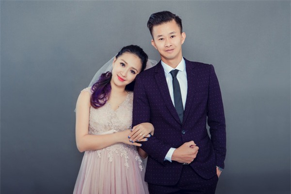 Bộ ảnh kỷ niệm đẹp long lanh của vợ chồng cựu hot girl làng thể dục nghệ thuật - Ảnh 1.