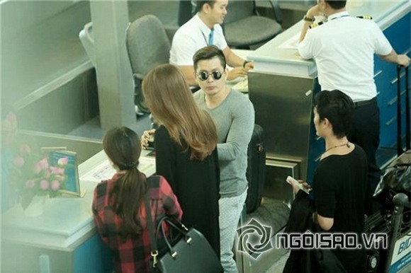 Hồ Ngọc Hà ở sân bay 6