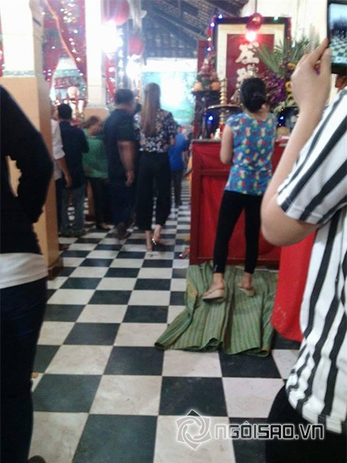 Hồ Ngọc Hà cũng tìm đến chùa cần an 1