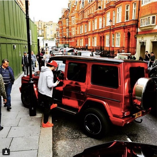 Siêu giàu, cậu ấm, cô chiêu, London, nhà giàu, dát vàng, chuyên cơ, siêu xe, Lamborghini