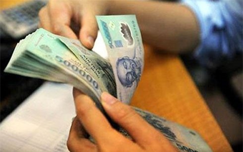 ngan hang tiep tuc manh tay nang lai suat hinh anh 1