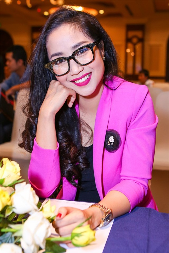 Trấn Thành bối rối khi bị hỏi về Hari Won