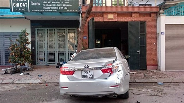 xe Camry đâm chết 3 người, Ái Mộ, Gia Lầm, nghi vấn, lái xe là nữ