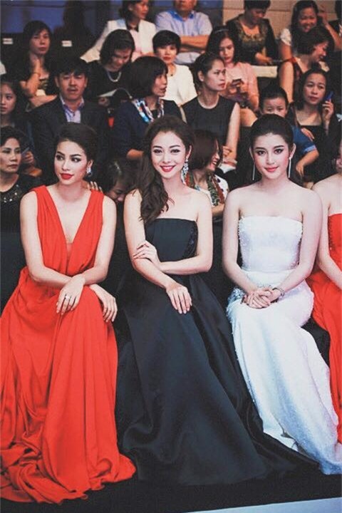 facebook-ai-nguoi-do-dep-blogtamsuvn3