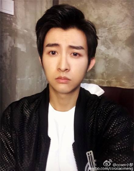 chàng trai cosplay chàng trai cosplay