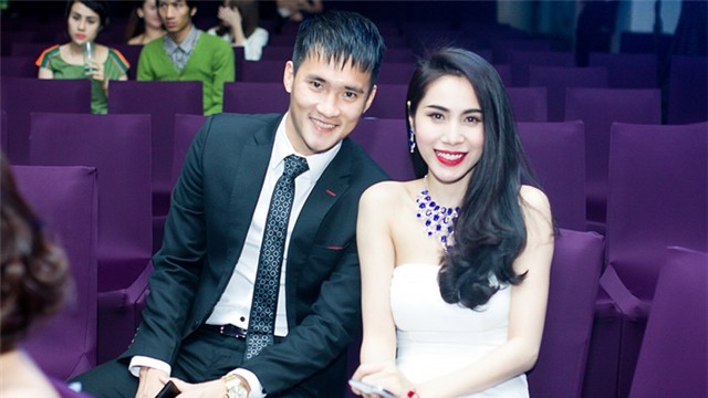 Mạc Hồng Quân, Công Vinh, v.league, chân dài - cầu thủ, Mạc Hồng Quân - Kỳ Hân
