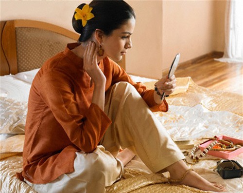 me chong tu mat vi khong co cua hoi mon - 2