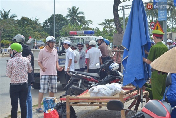 Đà Nẵng: Bị kéo lê 5 mét, người phụ nữ chết thảm dưới gầm xe ben - Ảnh 1.