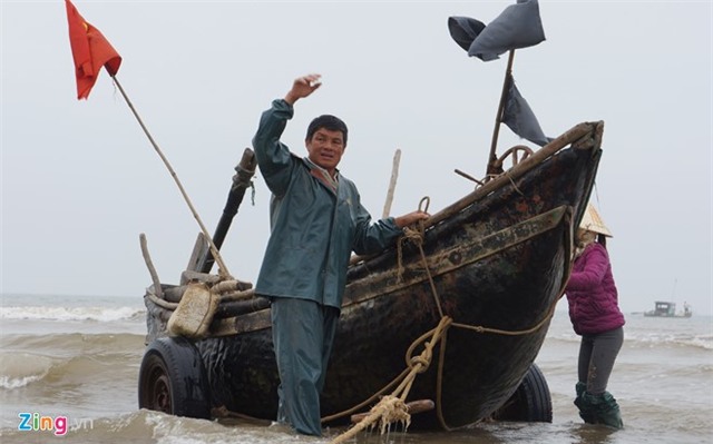 Vì sao ngư dân Sầm Sơn tập trung đòi bãi biển?