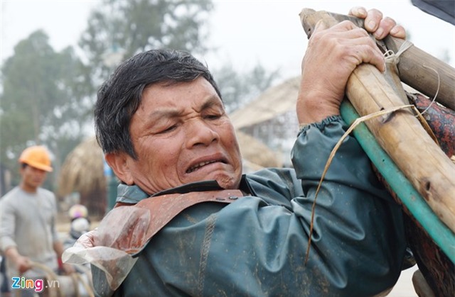 Vì sao ngư dân Sầm Sơn tập trung đòi bãi biển?