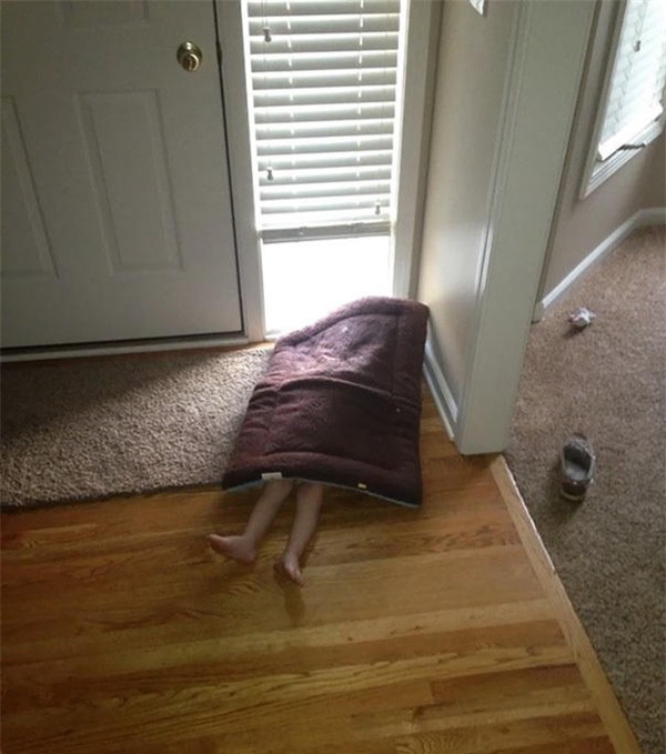 Chùm ảnh: Những pha trốn tìm bá đạo trên từng hạt gạo của lũ trẻ ngây thơ - Ảnh 15.