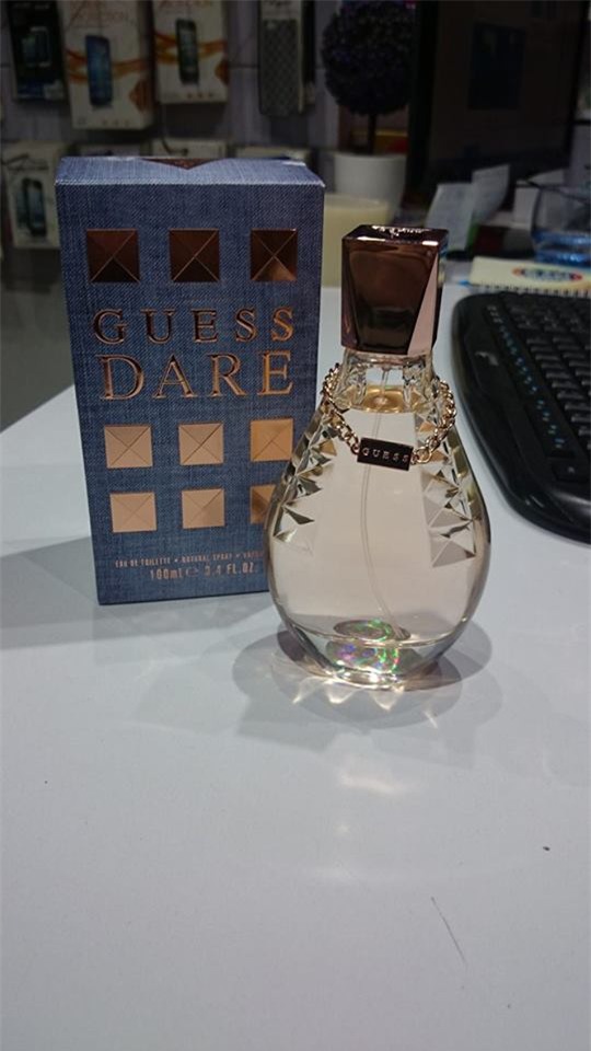 Ngày 8/3 chưa tới chị em đã rần rần khoe son xịn, nước hoa đắt tiền… tự mua