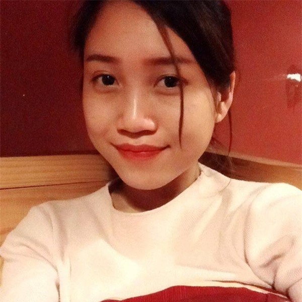 Ngày 8/3 chưa tới chị em đã rần rần khoe son xịn, nước hoa đắt tiền… tự mua