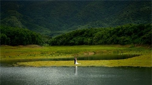 ngam anh cuoi lang man cua luong the thanh - thuy diem hinh anh 11