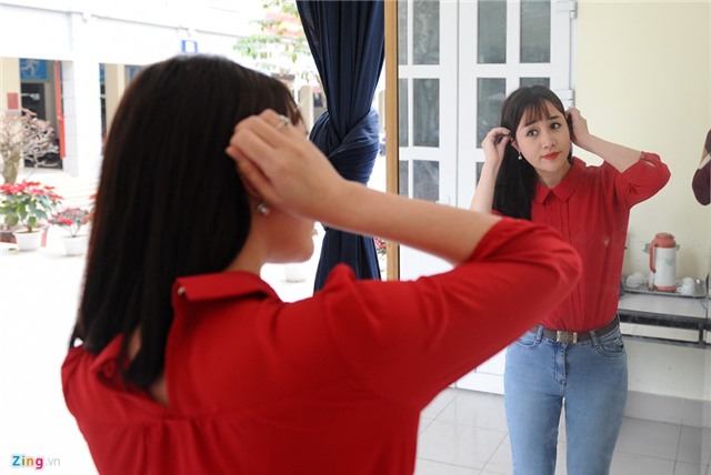 Ngày bận rộn của cô giáo 'dự báo thời tiết'