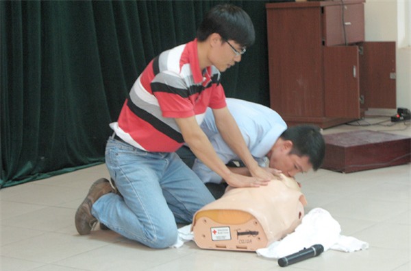 cấp cứu, 115, sơ cứu, cấp cứu ban đầu, cấp cứu đúng cách