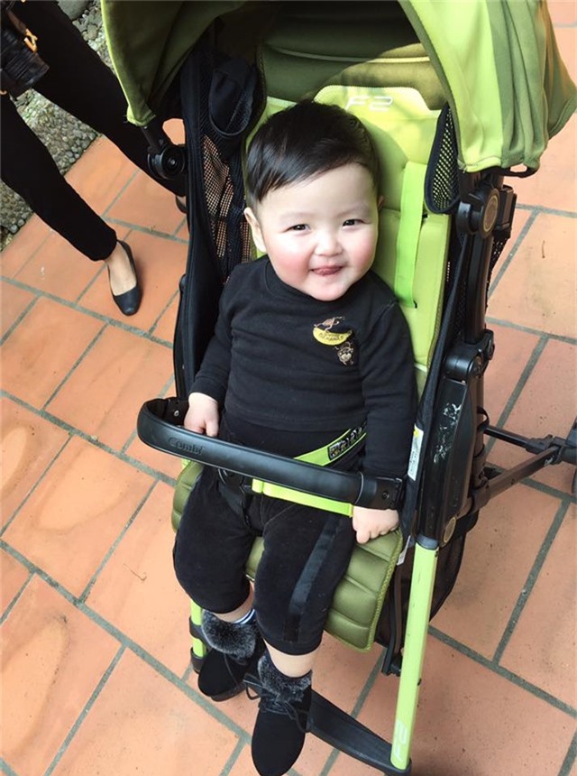 Tâm Tít khoe ảnh con trai cực