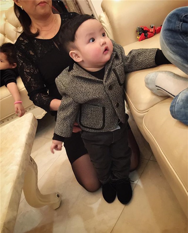 Tâm Tít khoe ảnh con trai cực