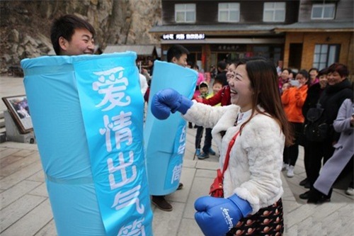 vo trut gian len chong bang nam dam ngay 8.3 hinh anh 2