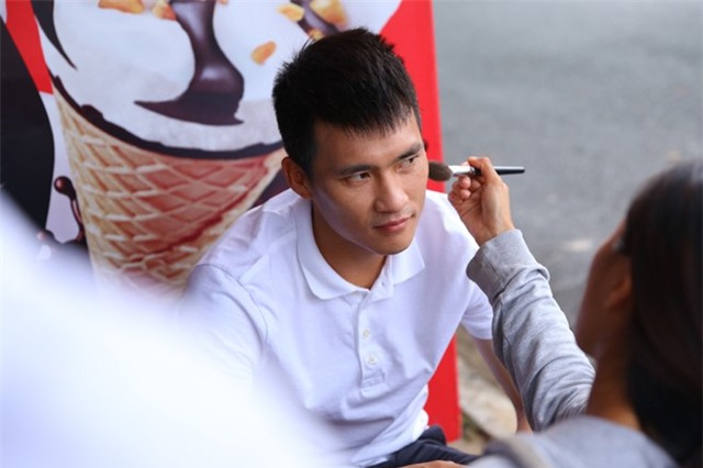 Công Vinh đóng phim để có nụ cười của Thủy Tiên