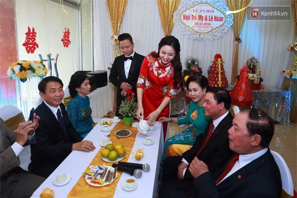 Cập nhật: Á hậu Trà My xinh đẹp, cười rạng rỡ trong đám hỏi - Ảnh 15.