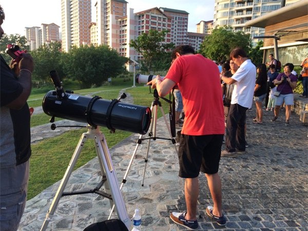 Chùm ảnh: Toàn cảnh nhật thực sáng nay tại Việt Nam và các nước Châu Á - Ảnh 41.