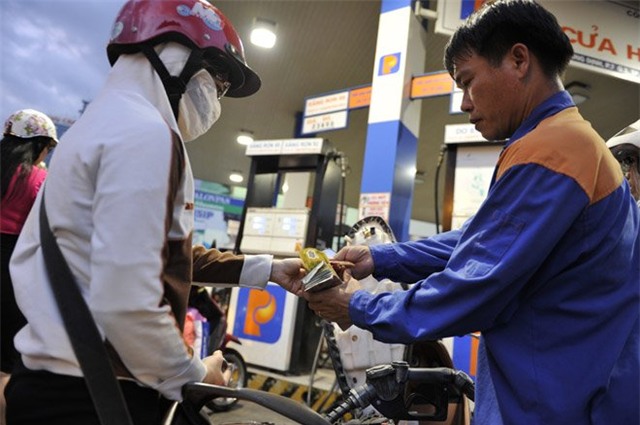 xăng dầu, Petrolimex, lỗ hổng, chính sách, thuế, giá cơ sở