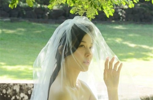 Mỹ nhân 'Phẩm Giá Quý Ông' đẹp như gái đôi mươi trong loạt ảnh cưới 6