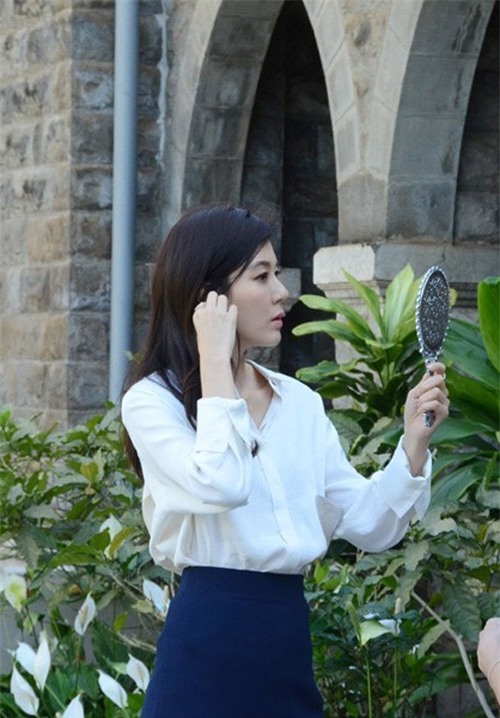 Mỹ nhân 'Phẩm Giá Quý Ông' đẹp như gái đôi mươi trong loạt ảnh cưới 11