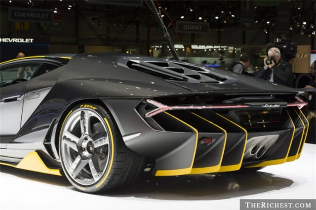 12 diem doc cua "sieu bo mong" lamborghini centenario hinh anh 10