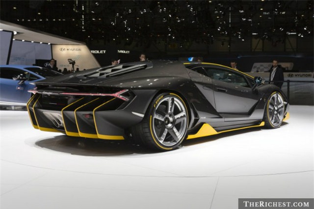 12 diem doc cua "sieu bo mong" lamborghini centenario hinh anh 12