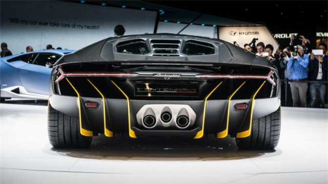 12 diem doc cua "sieu bo mong" lamborghini centenario hinh anh 2