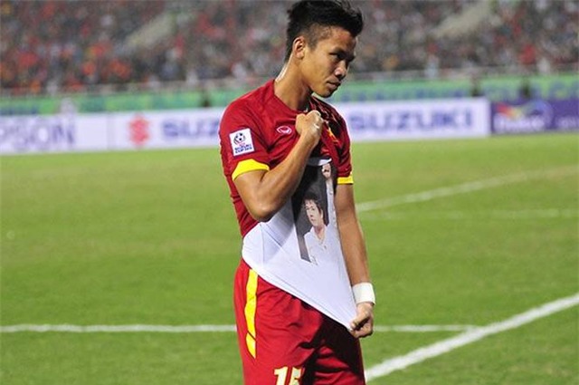 HLV Hữu Thắng, trung vệ Quế Ngọc Hải, ĐTVN, SLNA, VFF