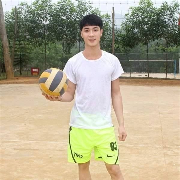 Phép màu đã đến! Người cha già vừa tìm được cậu con trai mất trí nhớ sau 2 ngày lạc con ở Hà Nội! - Ảnh 2.