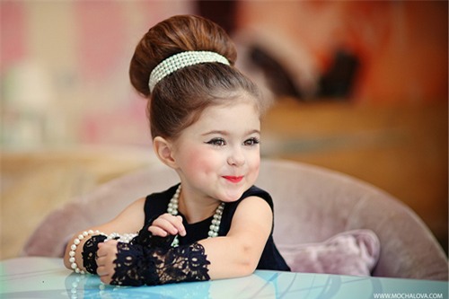 be gai 3 tuoi dep dung chuan 'sang chanh' gay sot - 5