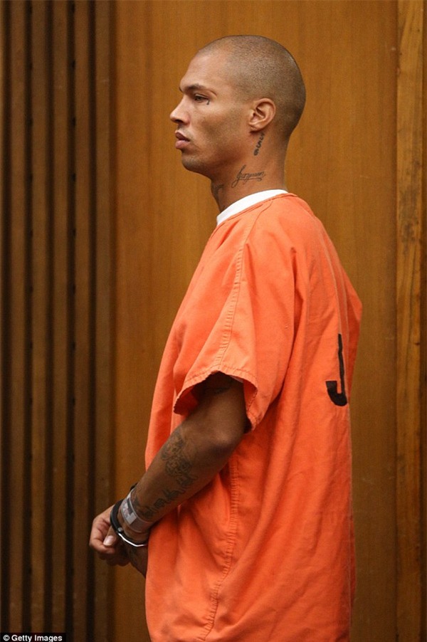 Tù nhân đẹp trai nhất thế giới sắp được tự do - Ảnh 4.