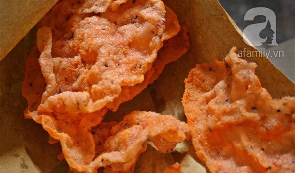 Bánh tráng lắc – món nhâm nhi khoái khẩu mới ở Sài thành 2