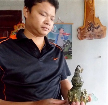 mục sở thị, đồ cổ, đồng bào dân tộc, địa bàn tỉnh Quảng Nam, người dân hiếu kỳ, chục tỉ đồng, hồ lô cổ, xôn xao