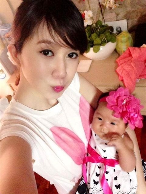 Bí quyết gọi sữa về sau sinh của sao Việt