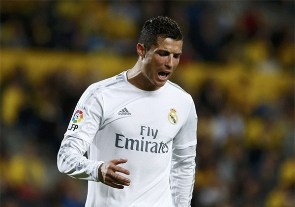 Ronaldo mờ nhạt, Real giành 3 điểm nhờ bàn thắng phút 89 - Ảnh 2.
