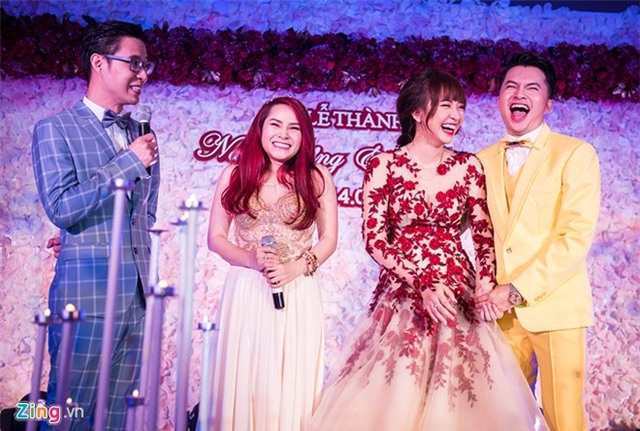 Phương Mỹ Chi hát mừng đám cưới Nam Cường