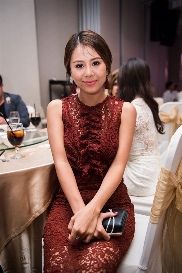 Phương Mỹ Chi hát mừng đám cưới Nam Cường