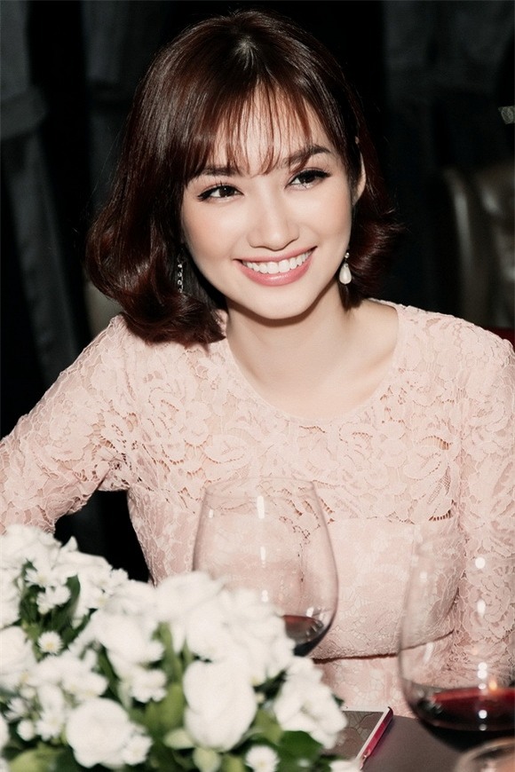 Ngọc Thúy chia tay đời độc thân 8