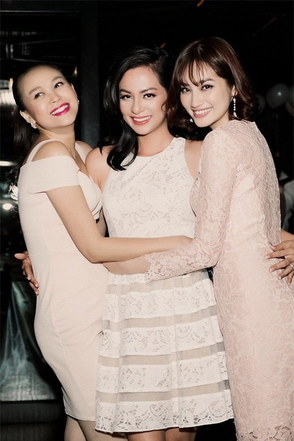 Ngọc Thúy chia tay đời độc thân 3